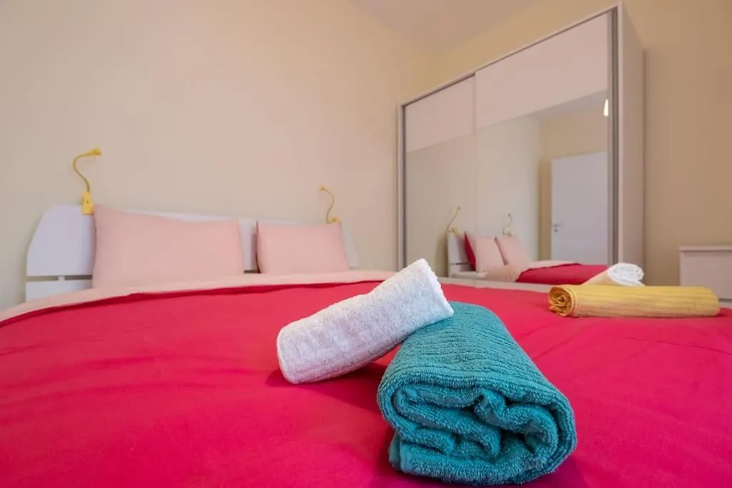 Bright & Chic Parkside Apartment Sofia Bulgaria