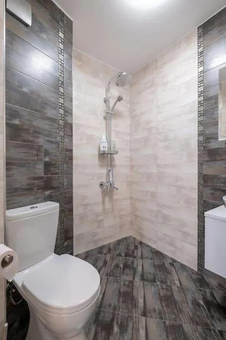 Bright & Chic Parkside Apartment Sofia Bulgaria