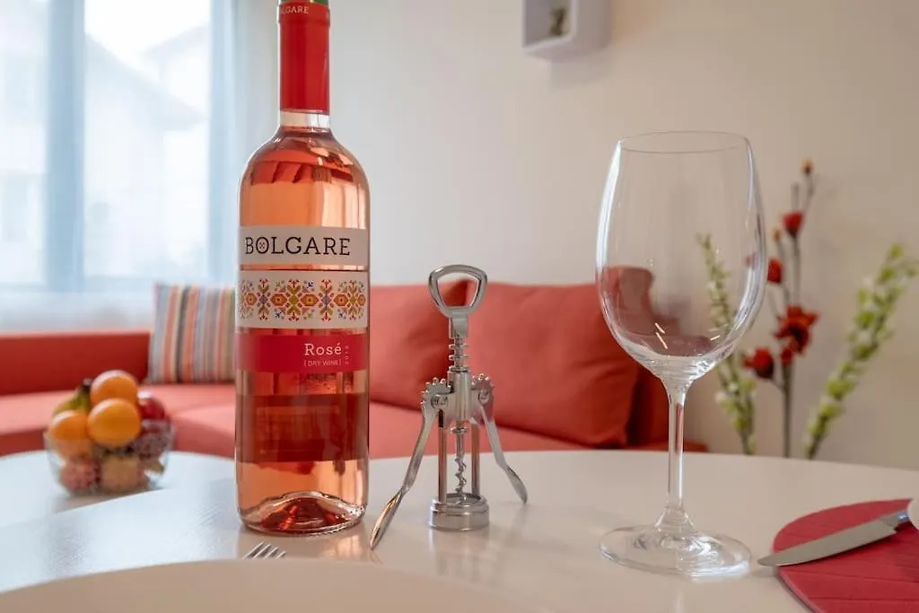 Bright & Chic Parkside Apartment Sofia 0*,  Bulgarien