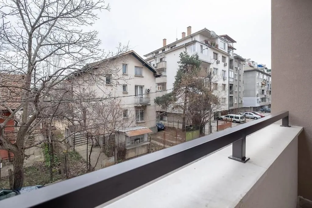 Bright & Chic Parkside Apartment Sofia 0*,